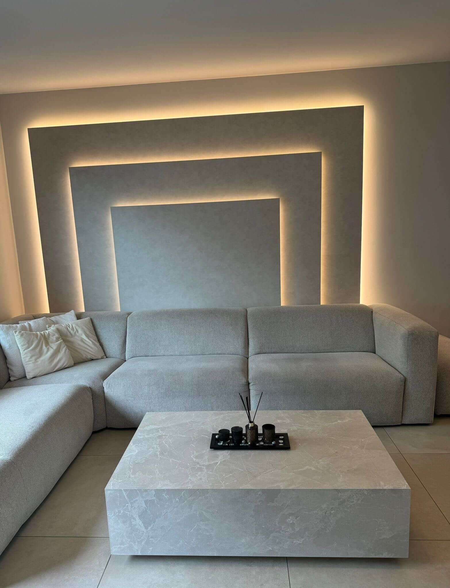 Exclusive Wall Exclusive Wall